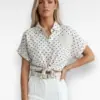 beige stippen blouse