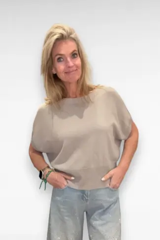 taupe top