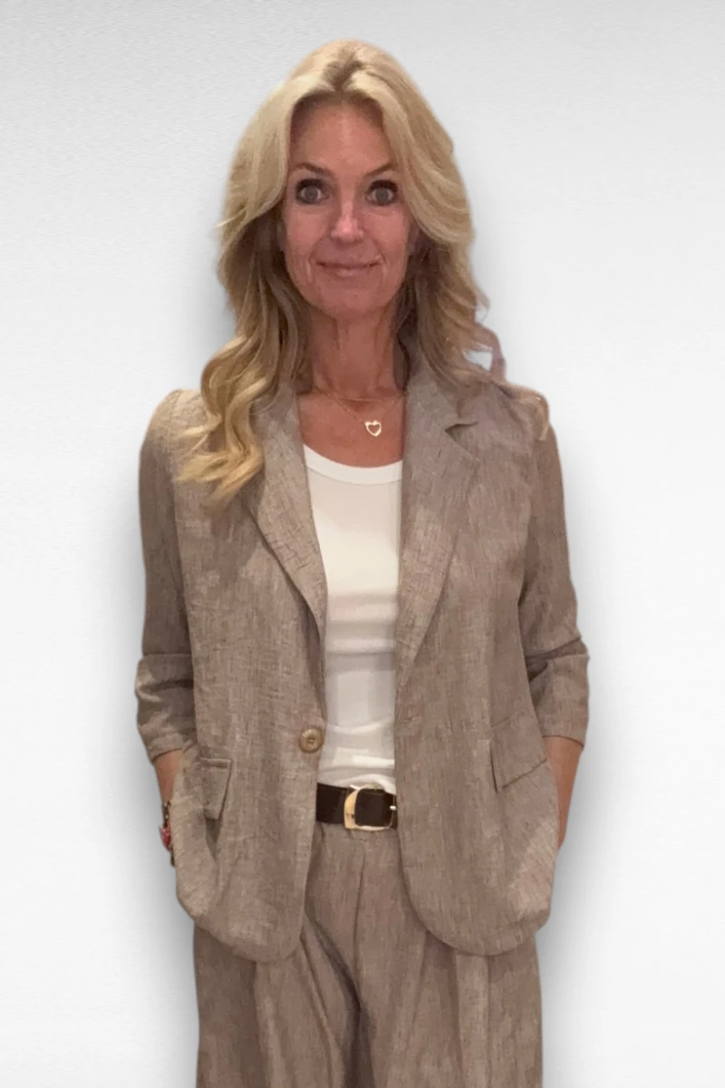 bruine blazer
