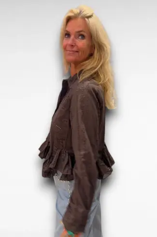 Alternative view of Bruine Broderie Blouse