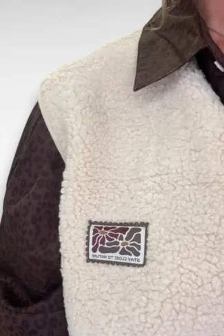 Alternative view of Teddy Gilet Beige