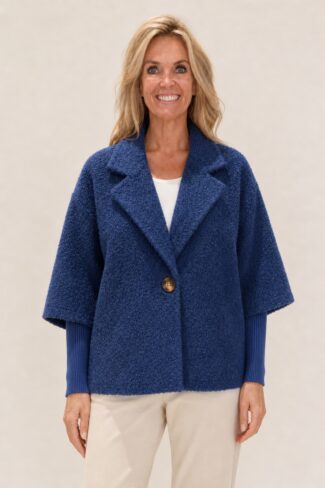 Blauwe Jas – voorkant