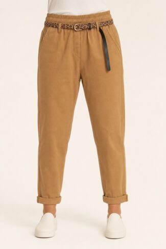 Broek Camel met Riem – voorkant