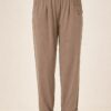 Broek Taupe met Riem – voorkant