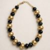 Goudkleurige grote kralenketting, volledig product