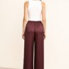 Satijnen Broek Rood – achterkant