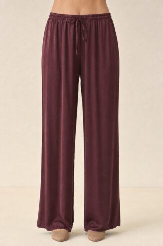 Satijnen Broek Rood – voorkant