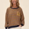 Streep Sweater Blauw Cognac – voorkant