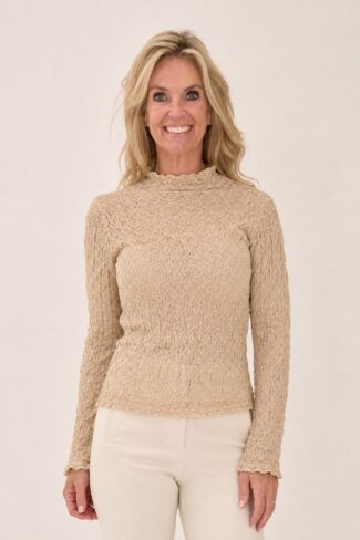 Beige damestop, voorkant