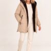 Beige Parka met bontvoering, gedragen overzicht