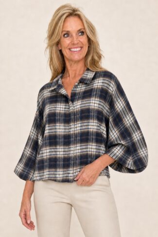 Blauwe damesblouse, voorkant