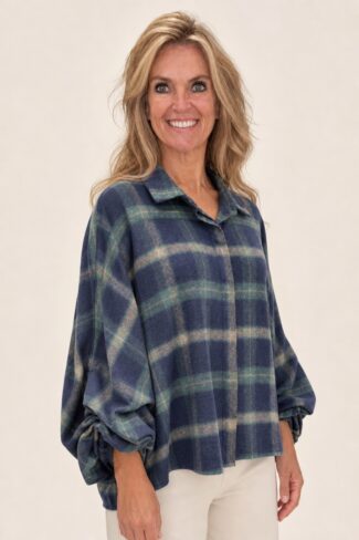 Blauwe damesblouse, voorkant