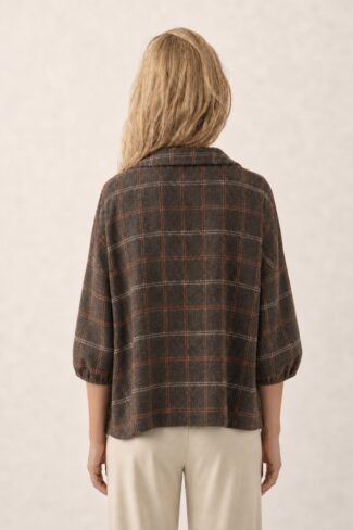 Bruine damesblouse, achterkant