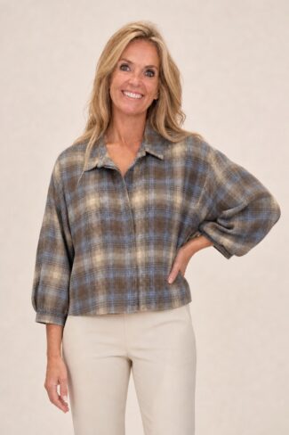 Bruine damesblouse, voorkant