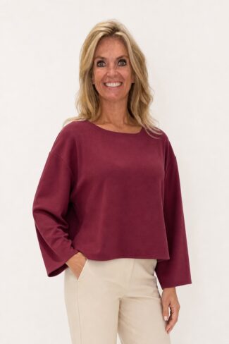 Rode Cropped Sweater, voorkant